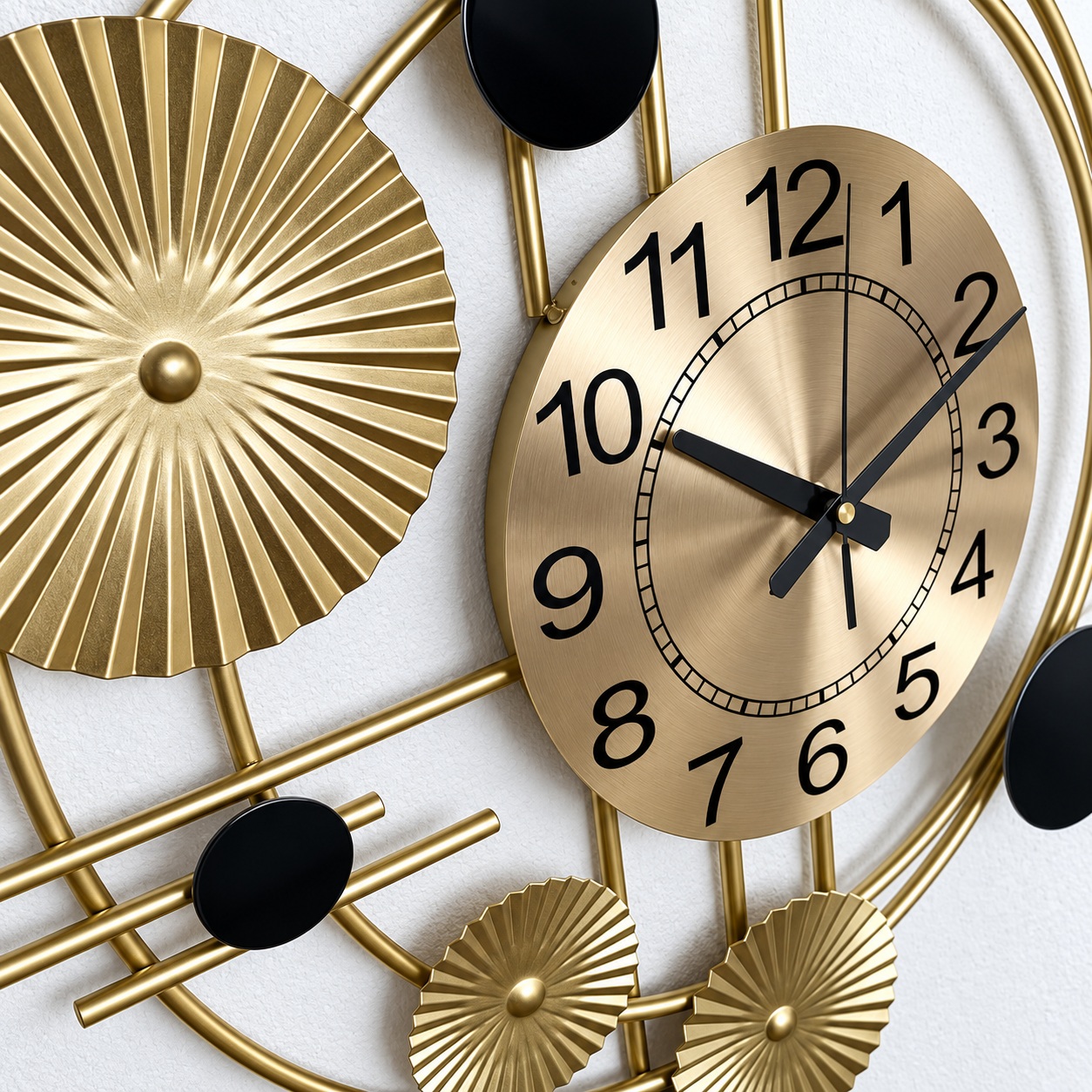 Round Discs Wall Clock