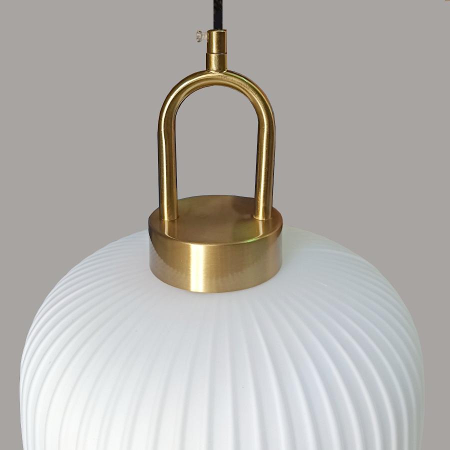 Paloma [White]